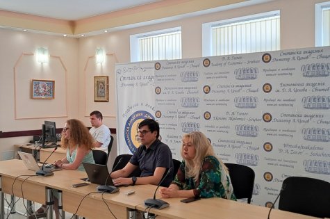 Обучителен семинар, посветен на дигитализацията на административните процеси се проведе в Свищовската академия