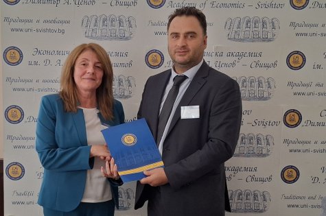 Кръгла маса посвети на своята 75-годишнина катедра „Обща теория на икономиката“ към Свищовското висше училище