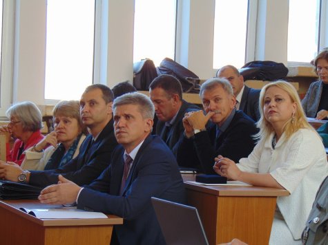 Стопанска академия участва в годишната университетска научна конференция в НВУ „Васил Левски”