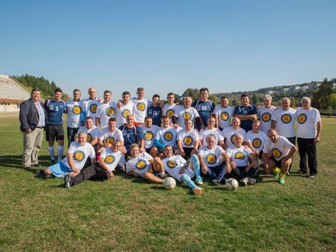 „Легендите” на Стопанска академия проведоха първи футболен турнир