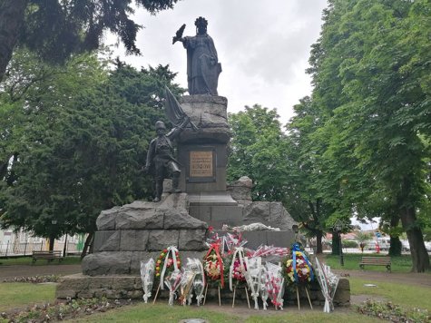 Академичната общност почете паметта на Ботев и загиналите за свободата на България