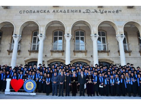 С тържествени церемонии в Стопанска академия се дипломира випуск 2018 в ОКС „бакалавър”