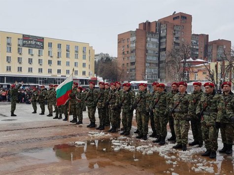 Академичната общност в първия освободен български град участва в общоградското честване на 3 март