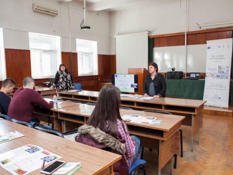 Възможности за трансгранична трудова мобилност представиха пред свищовски студенти