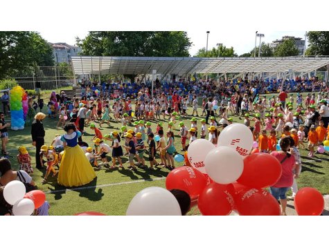 Академичната общност поздрави свищовските деца за 1-ви юни