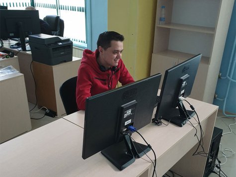 Студент от специалност „Бизнес информатика” започна работа в Прайм Холдинг АД по стажантска програма