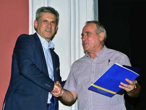 Ректорът на Стопанска академия награди изявени спортисти по повод 70-годишнината на ДФС „Академик – Свищов”