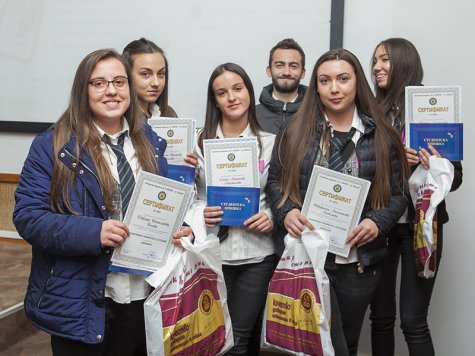 23-то Национално ученическо състезание в Стопанска академия провокира за участие средношколци от седем града на България
