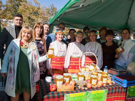 „Есенен фермерски пазар – Свищов 2018” организира катедра „Аграрна икономика”