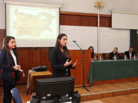 Инициативата „80 години академия за можещи” срещна свищовските студенти с експерти от Министерството на младежта