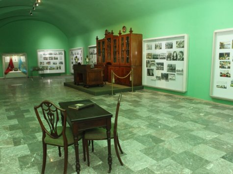 С обновена експозиция музеят на Стопанска академия чества 60 години